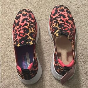 Kids sketchers new tags on  Leopard Print Slip-On Sneakers